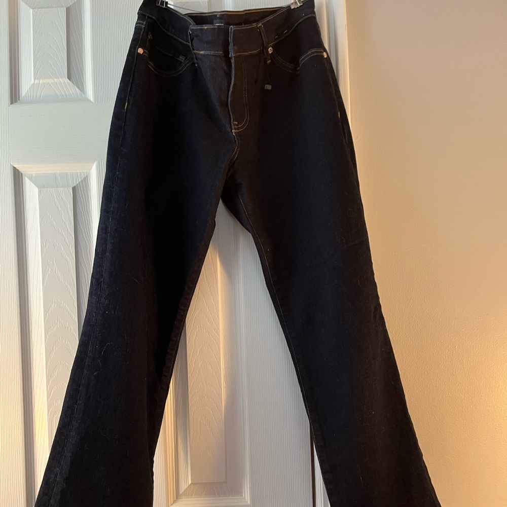 Express Jeans, Women’s size 8 brand new with tags, never worn, dark wash.